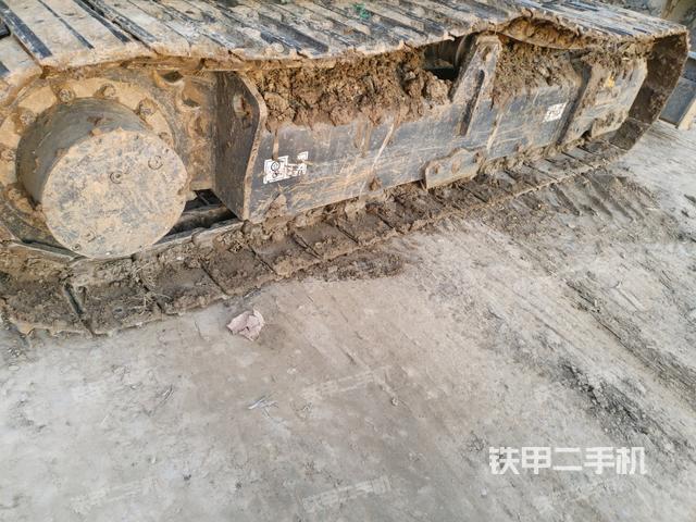 左側(cè)行走馬達(dá)蓋板（行走機(jī)構(gòu)）