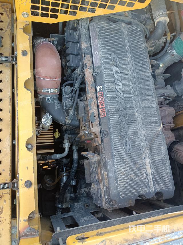 發(fā)動(dòng)機(jī)整體俯視（整機(jī)外觀）