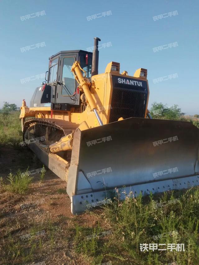 山推SD23推土机