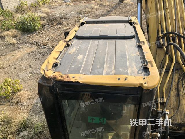 駕駛室頂部俯視（上車部件）