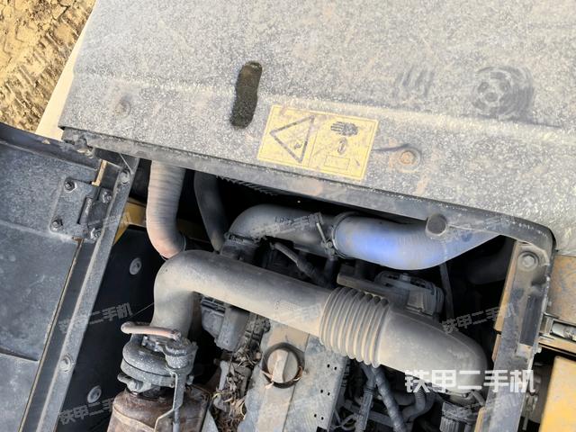 氣門室蓋螺絲特寫（上車部件）