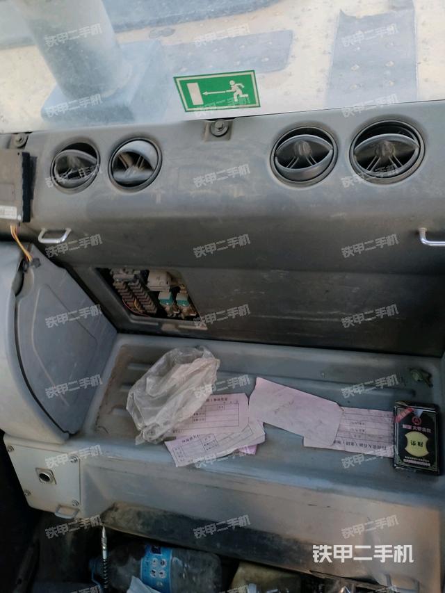 后窗玻璃角標(biāo)（駕駛室部分）