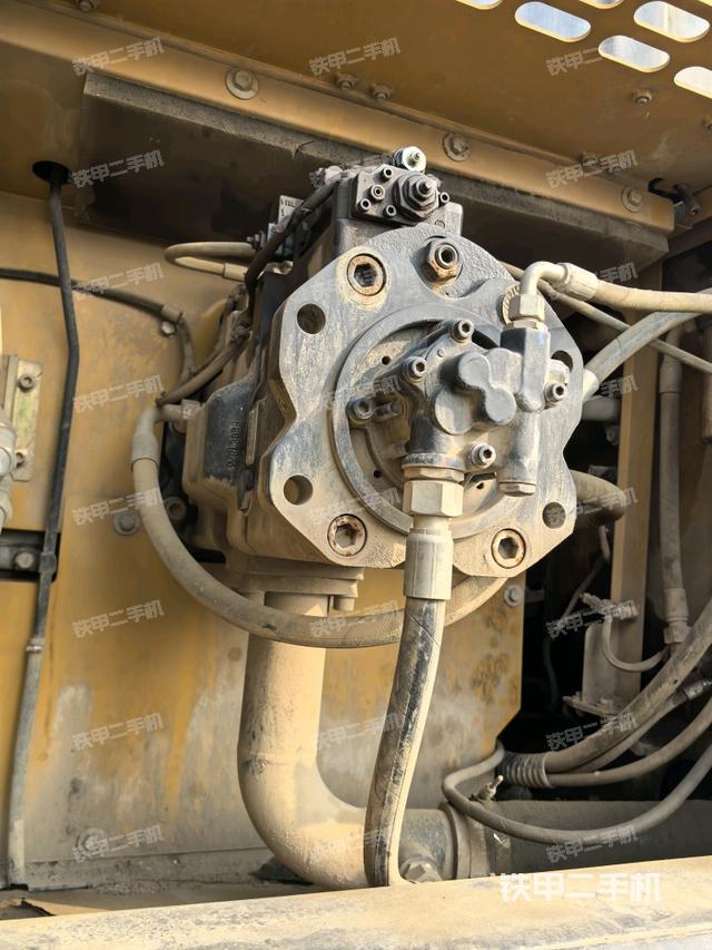 液壓泵室（大件艙室）