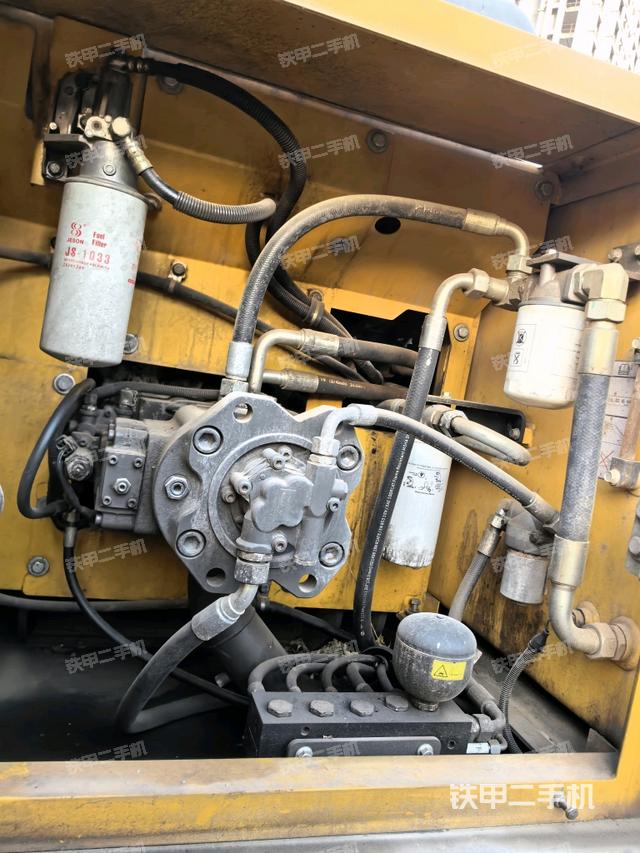 液壓泵室（大件艙室）