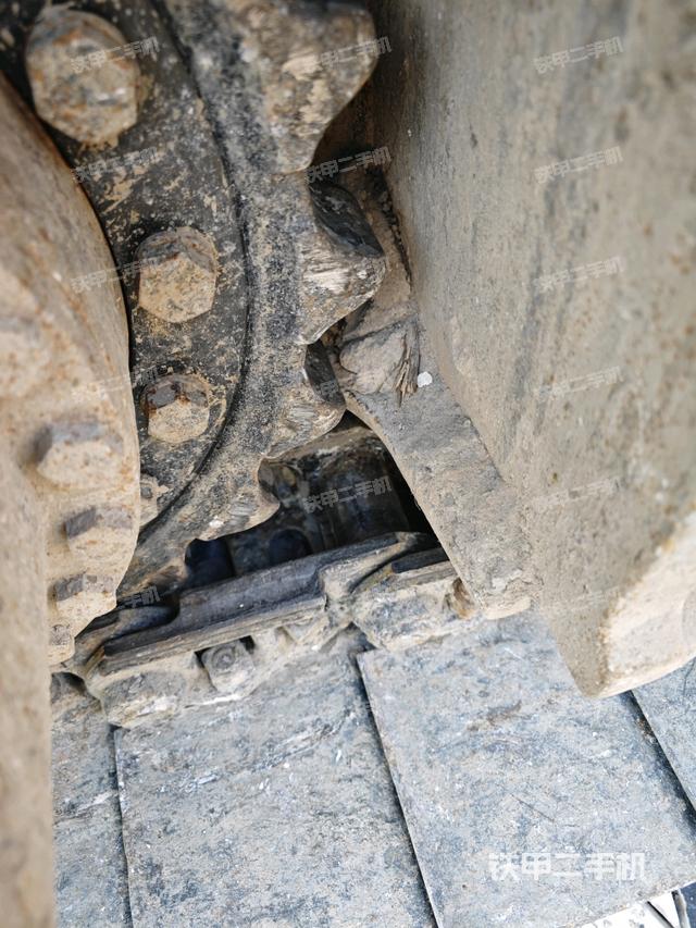 右側(cè)行走馬達(dá)蓋板（行走機(jī)構(gòu)）