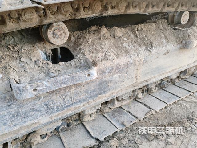 右驅(qū)動(dòng)輪（行走機(jī)構(gòu)）