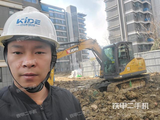 徐工XE75DA挖掘机的设备实拍-第1张实拍照片