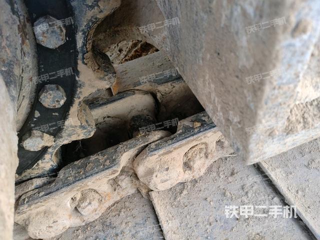 右側(cè)履帶整體（行走機(jī)構(gòu)）