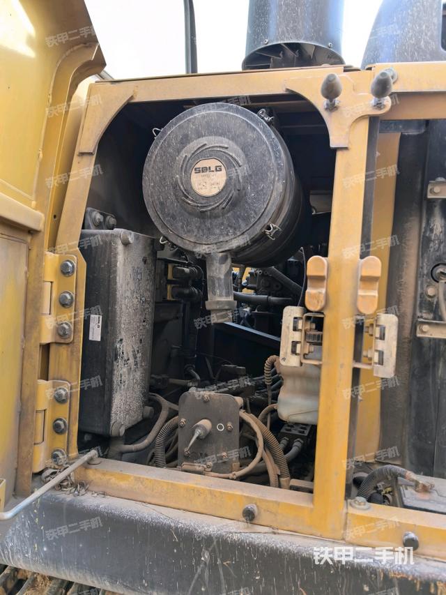 空濾倉整體（大件艙室）