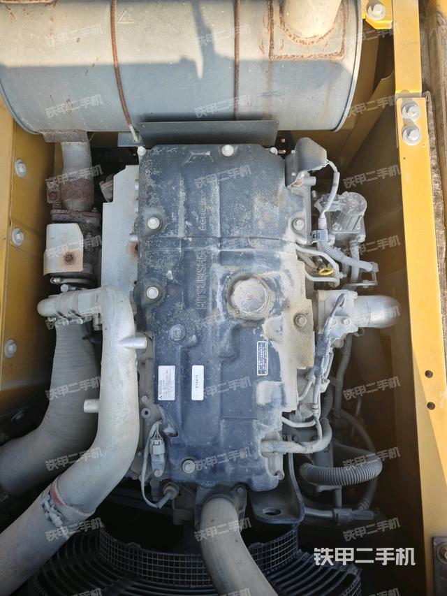 駕駛室頂部俯視（上車部件）