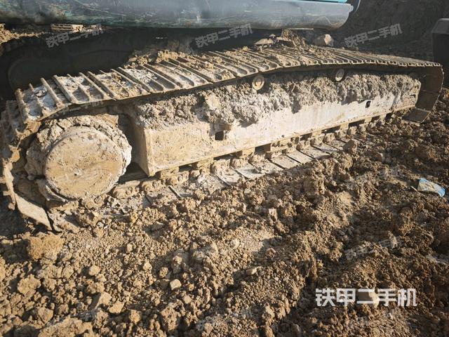 左側(cè)履帶整體?（行走機(jī)構(gòu)）