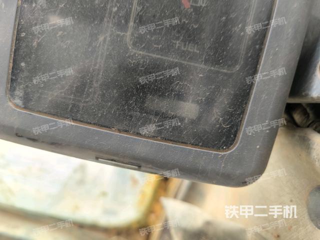 駕駛室整體（整機(jī)外觀）