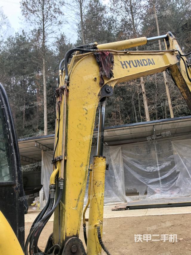 大臂整體?右側(cè)(工作和回轉(zhuǎn)裝置) 大臂整體?右側(cè)(工作和回轉(zhuǎn)裝置)