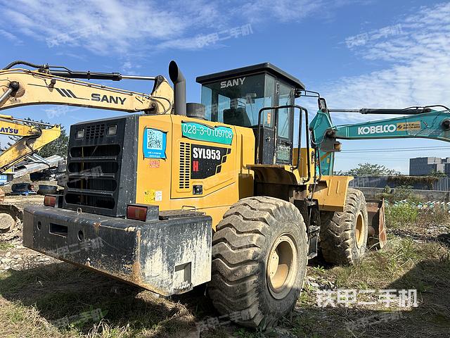 整機右后45°（整機外觀及大件）