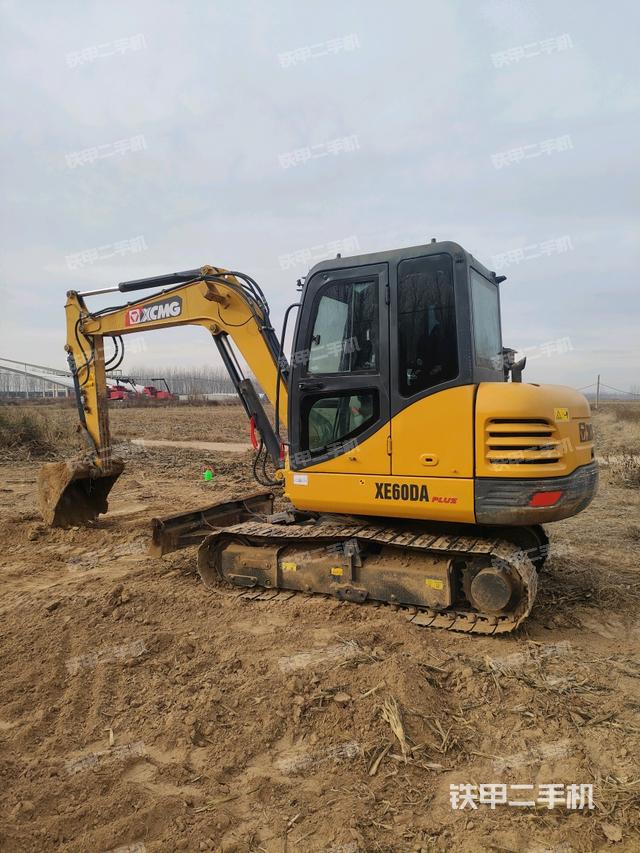 左后45（整機外觀）