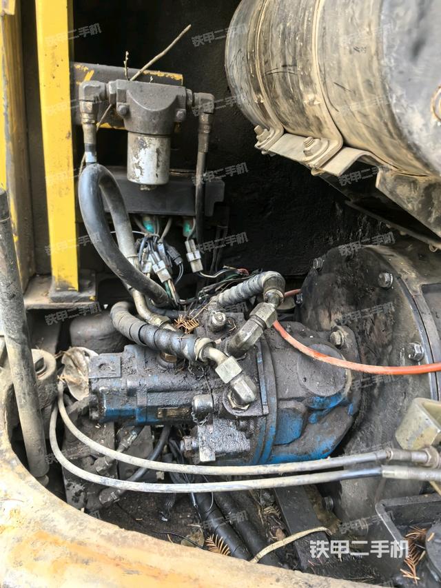 液壓泵室(大件艙室) 液壓泵室(大件艙室)