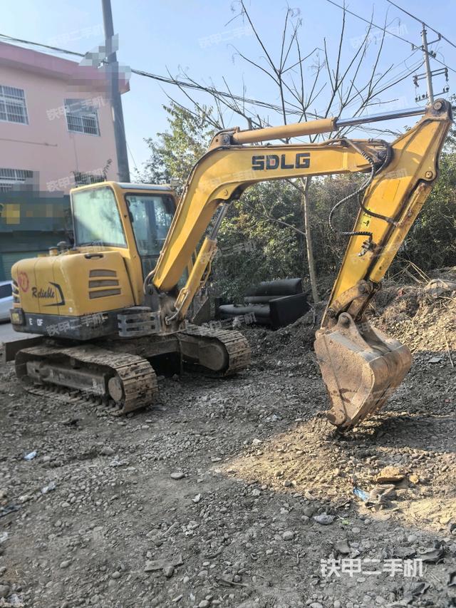右前45(整機外觀) 右前45(整機外觀)