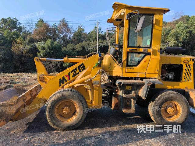 正后方（整機外觀）