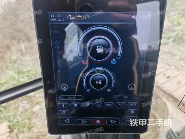 顯示屏?(駕駛室部分) 顯示屏?(駕駛室部分)