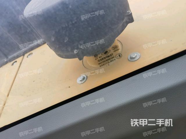 后窗玻璃角標(biāo)(駕駛室部分) 后窗玻璃角標(biāo)(駕駛室部分)