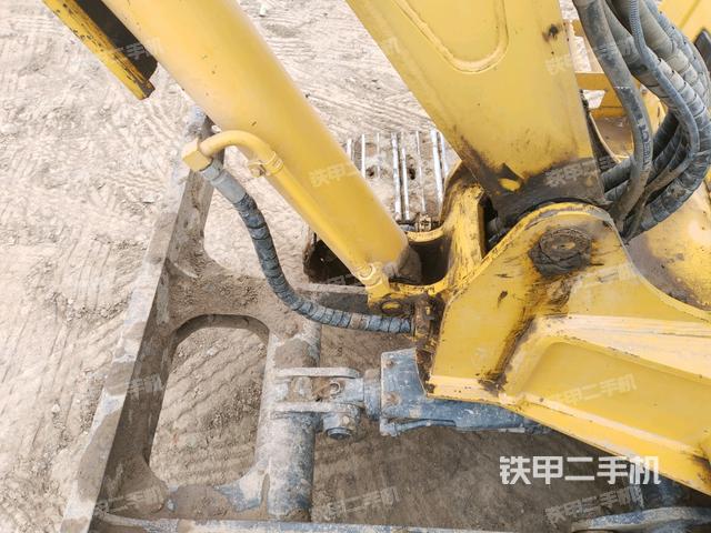 大臂根部?斜(工作和回轉(zhuǎn)裝置) 大臂根部?斜(工作和回轉(zhuǎn)裝置)