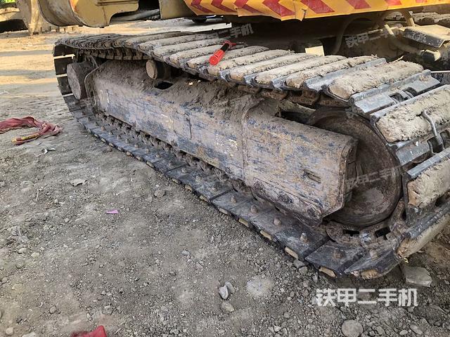 單側(cè)履帶整體（整機(jī)外觀）