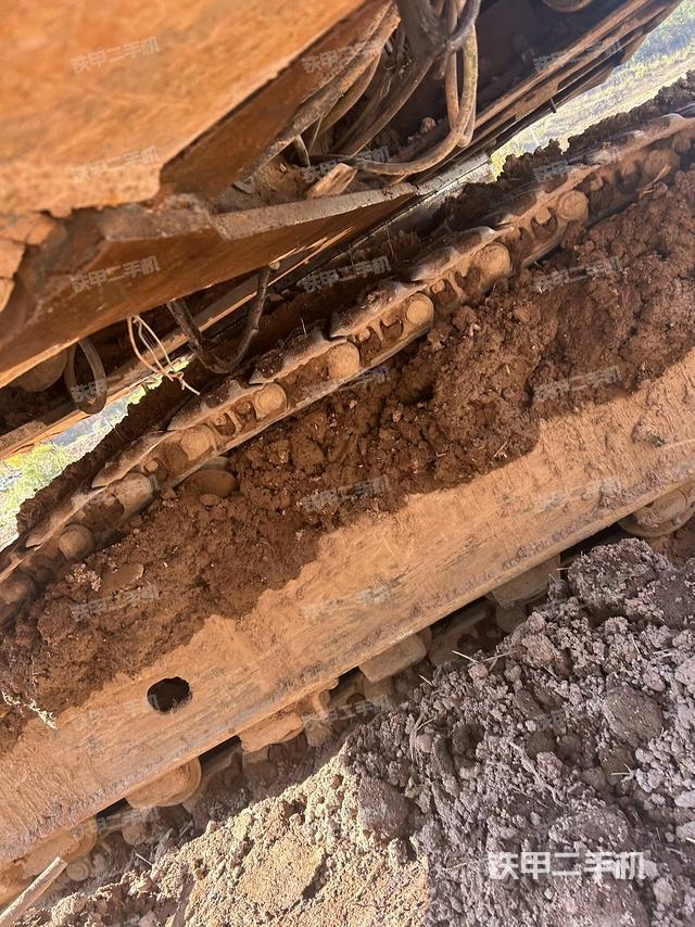 左驅(qū)動(dòng)輪（行走機(jī)構(gòu)）