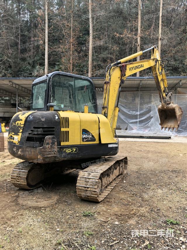 右后45(整機(jī)外觀) 右后45(整機(jī)外觀)