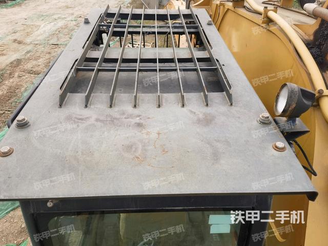 駕駛室頂部俯視（上車部件）