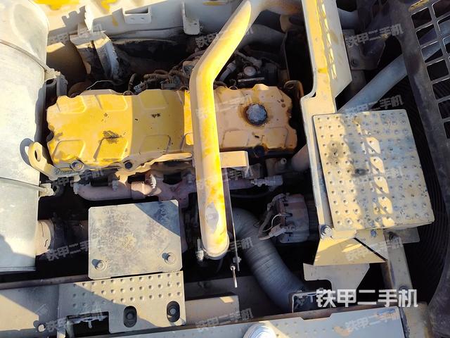 發(fā)動(dòng)機(jī)整體俯視(整機(jī)外觀) 發(fā)動(dòng)機(jī)整體俯視(整機(jī)外觀)