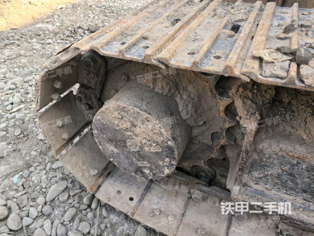 左導向輪(行走機構) 左導向輪(行走機構)