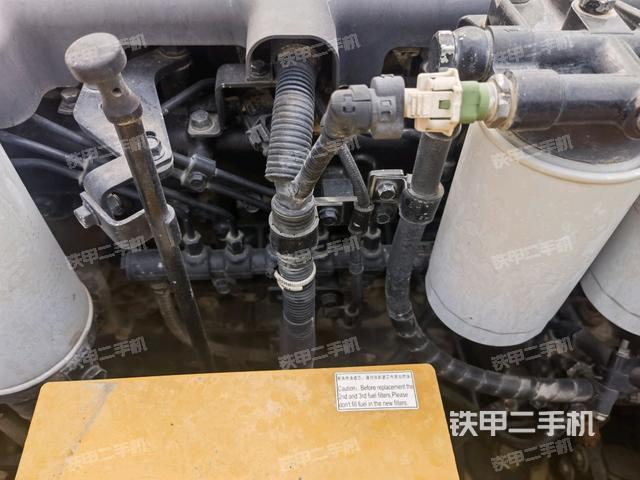 氣門室蓋螺絲特寫(上車部件) 氣門室蓋螺絲特寫(上車部件)