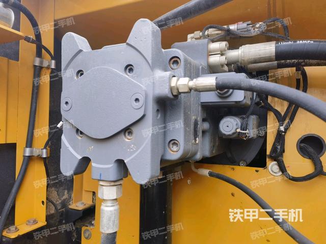 液壓泵室(大件艙室) 液壓泵室(大件艙室)