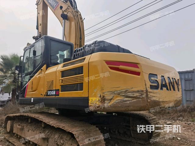 左后45(整機(jī)外觀) 左后45(整機(jī)外觀)