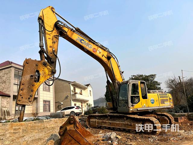 徐工XE370CA挖掘機(jī)
