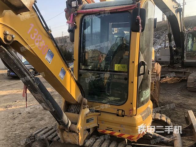 駕駛室整體（整機(jī)外觀）