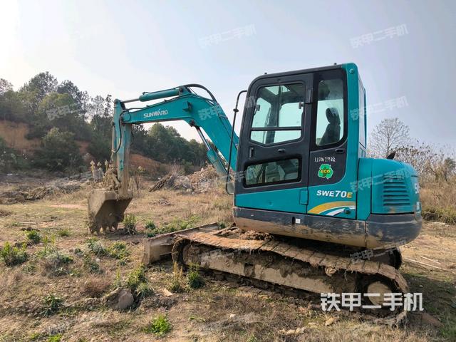 整機(jī)右后45°（整機(jī)外觀）