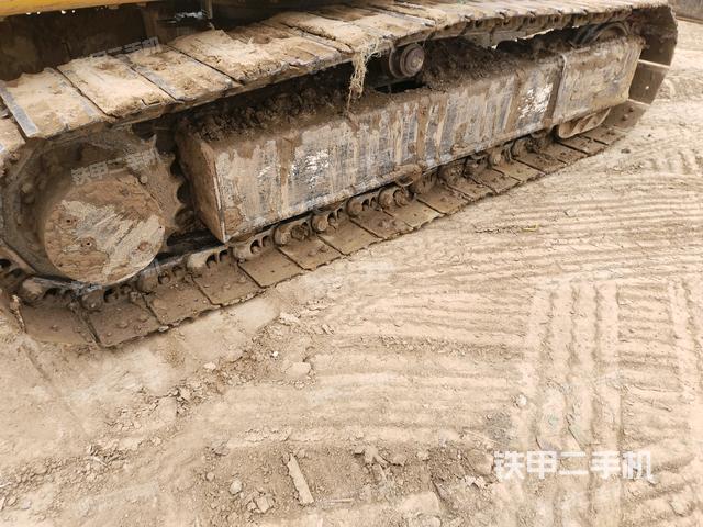 左側(cè)行走馬達(dá)蓋板(行走機(jī)構(gòu)) 左側(cè)行走馬達(dá)蓋板(行走機(jī)構(gòu))