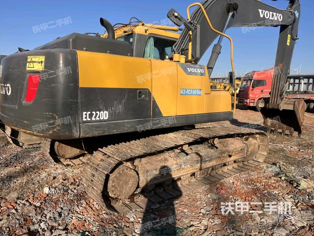 整機右后45°（整機外觀）