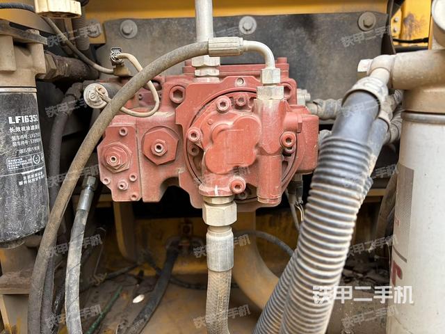 液壓泵室（大件艙室）