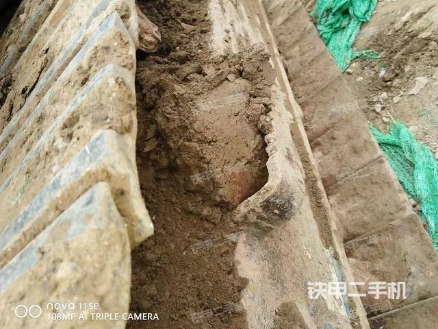 單側(cè)履帶整體（整機外觀）