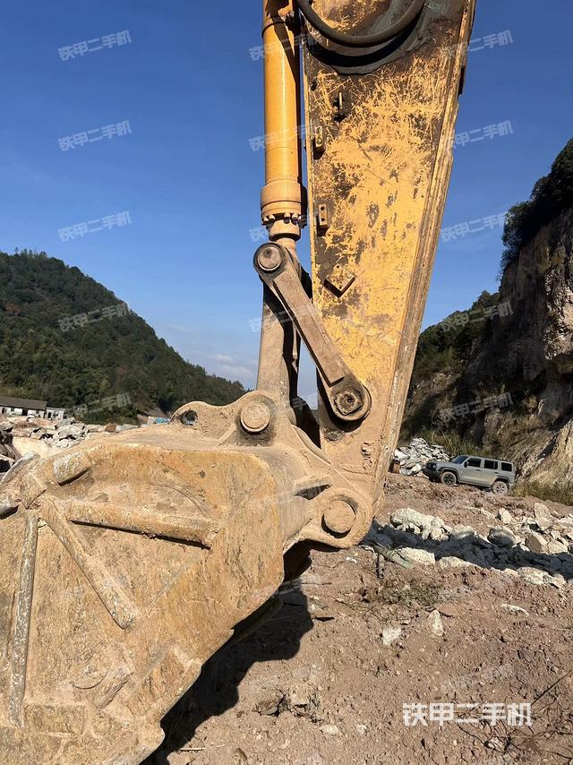 小臂整體左后（工作和回轉(zhuǎn)裝置）