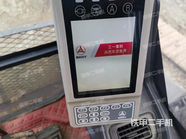 顯示屏?(駕駛室部分) 顯示屏?(駕駛室部分)
