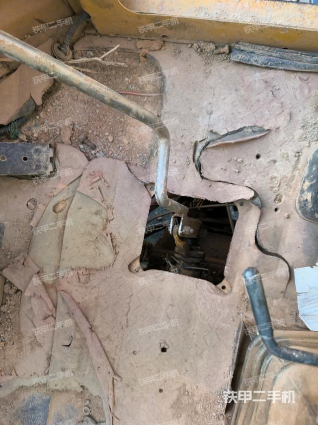 駕駛室正側(cè)（駕駛室部分）