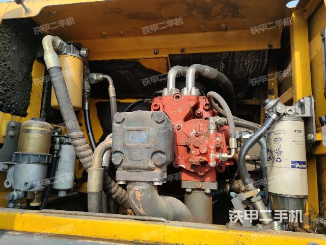 液壓泵室(大件艙室) 液壓泵室(大件艙室)