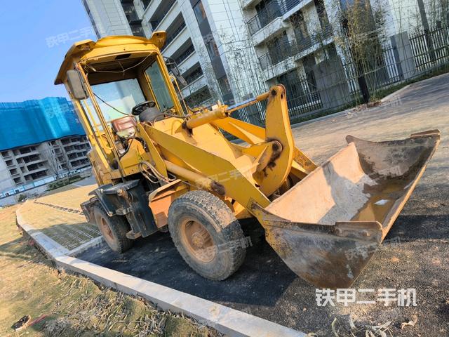 右前45°（整機外觀）