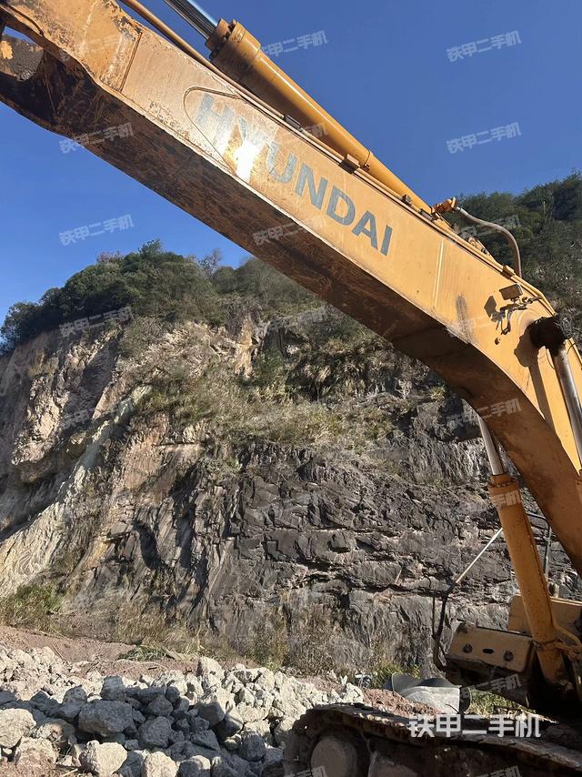 大臂整體?右側(cè)（工作和回轉(zhuǎn)裝置）