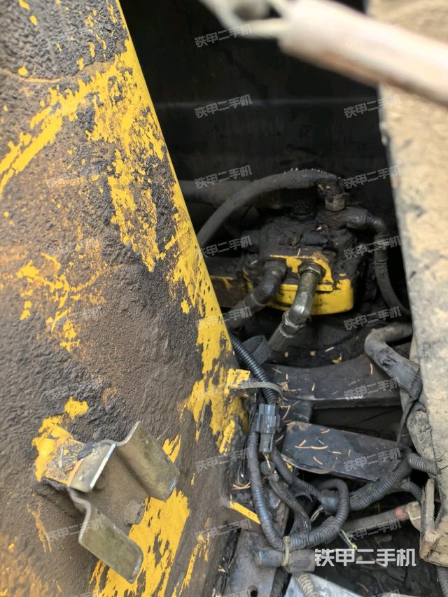 回轉(zhuǎn)馬達(dá)(上車(chē)部件) 回轉(zhuǎn)馬達(dá)(上車(chē)部件)