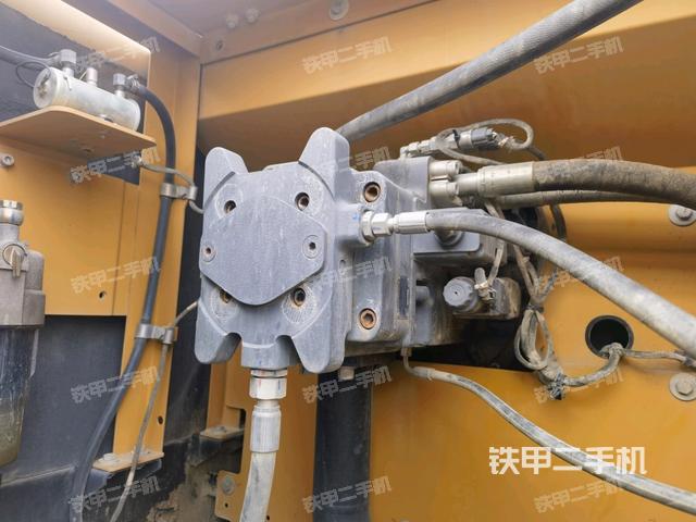 液壓泵室(大件艙室) 液壓泵室(大件艙室)