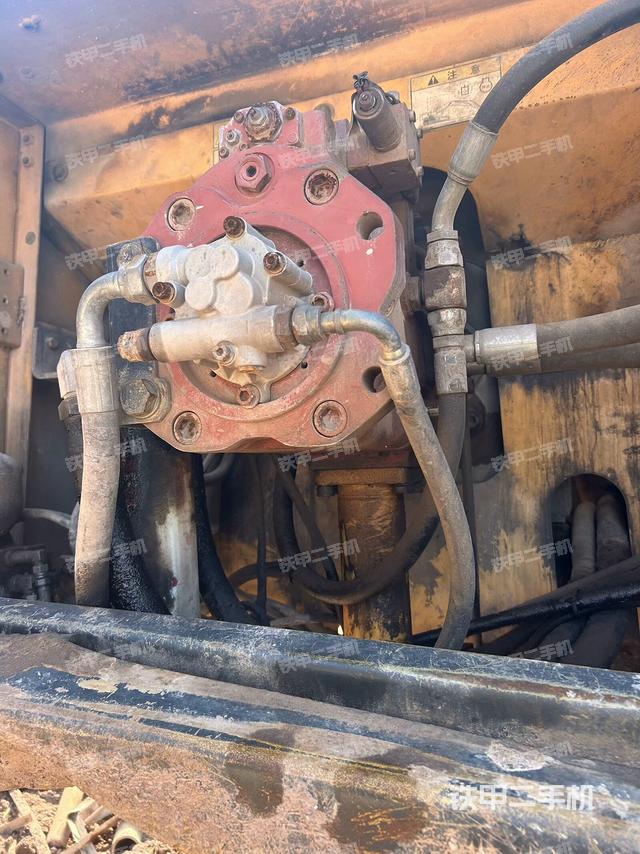 液壓泵室（大件艙室）